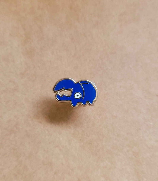 Blue Beetle mini pin